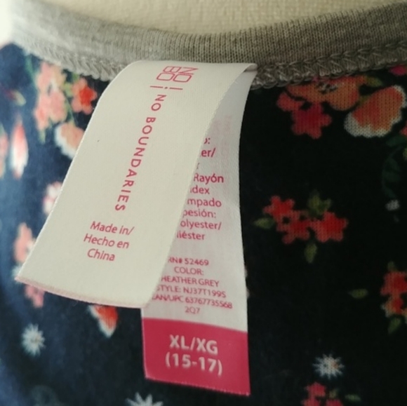 No boundaries top (Juniors) - Picture 3 of 3